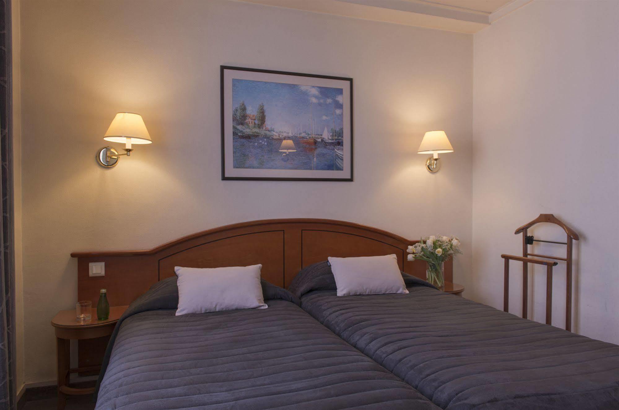 Hotel De Geneve Παρίσι Εξωτερικό φωτογραφία